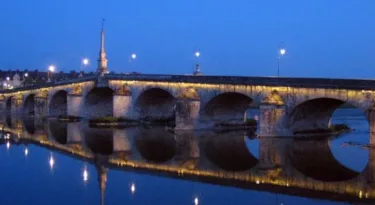 blois-pont-jacques-gabriel-my-loire-valley