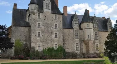 bauge-en-anjou-plus-beau-detour-france