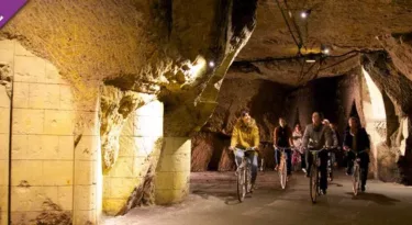 bouvet-ladubay-visite-insolite-caves-velo-sophie-boursier