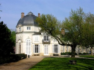 chateauneuf-sur-loire-histoire-ville-loire-parc-chateau-genevoix-4