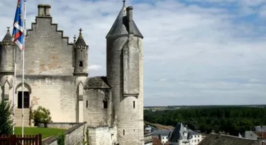loches-ville-histoire-my-loire-valley