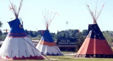 logement-insolite-my-loire-valley-tipi-bivouac
