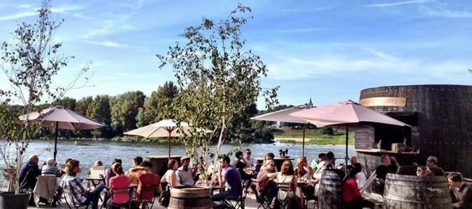 guinguette-tours-sur-loire-tourisme-loire-valley-2