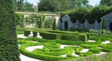 jardins-secrets-berry-chateau-ainay-le-vieil