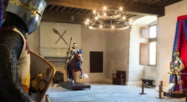 chateau-princes-dunois-beaugency-salle-garde