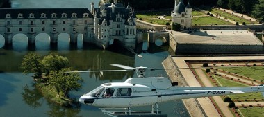 Idées Cadeaux : Vols panoramiques en hélicoptère au dessus du Val de Loire