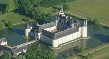 chateau-plessis-bourre-vue-aerienne-3