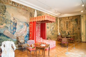 Intérieur du château de Sully-sur-Loire, tapisserie de Psyché
