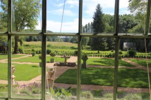 chateau-gaillard-amboise-vue-jardins-beatrice-desnoue