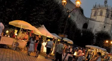 marche-nocturne-ete-2016-amboise