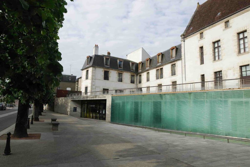 musée d'Art et d'Histoire Romain Rolland de Clamecy. 