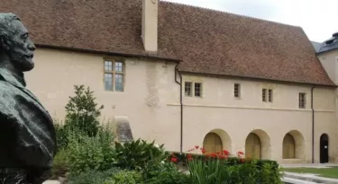 Musée Nevers faïence beaux art nievre