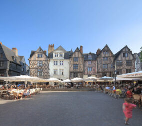 tours-val-de-loire-box-noel-2016-tours-place-plumereau