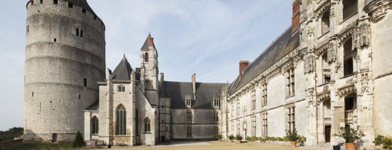 Château de Châteaudun, vue d'ensemble côté cour