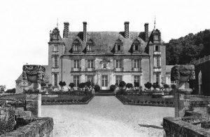 chateau-valmer-vue-facade-cour-honneur-photographique-il-y-a-100-ans