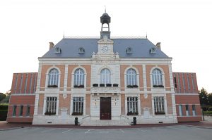 Hôtel de Ville de Châtillon-Coligny credits to OT châtillon-coligny - My Loire Valley
