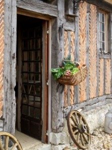 Le village de Melleroy credits to OT château renard - My loire Valley