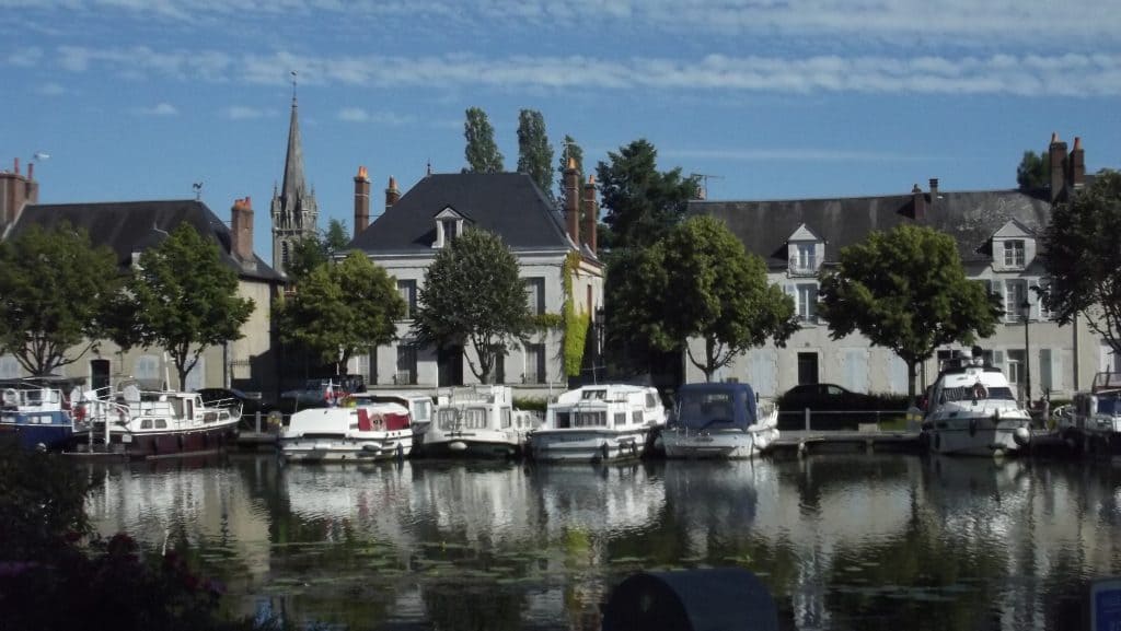 Briare - port de plaisance -Terres de Loire et Canaux - I Rémy