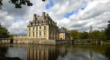 Château_de_la_Ferté_de_La_Ferté-Saint-Aubin_ PMRMaeyaert (cc) - My Loire Valley