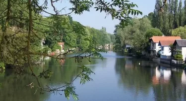 Les_Bords_du_Loiret_à_Olivet credits to Domi Dupuy (cc) - My Loire Valley