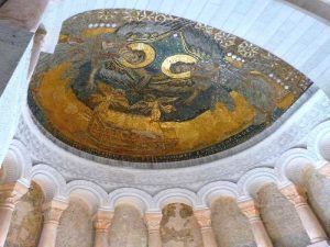 La mosaïque de l'Oratoire Carolingien de Germiny des Près credits to OTI val de loire et foret d'orléans - My Loire valley