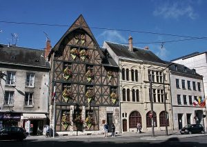Maison Jeanne d'Arc à Orléans credits to lienyuan lee - My Loire Valley