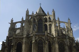 Cathédrale Saint Gatien credits to PMRMaeyaert (cc) - My Loire Valley