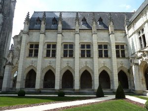 Cloître de la Psalette credits to LeZibou - My Loire Valley