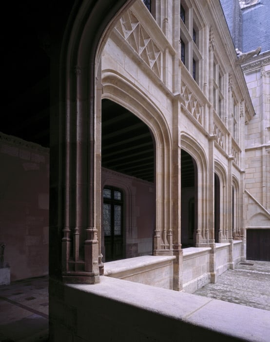 Palais Jacques-Coeur, galerie sud