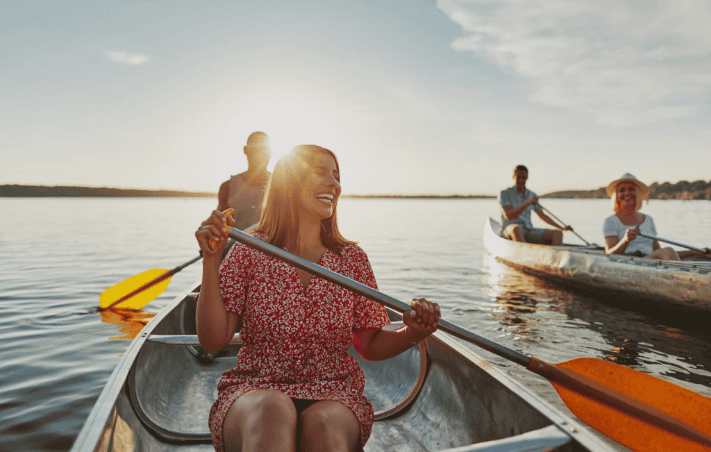 couples-sur-canoe-©-FlamingoImages-1024x651-1 (1)