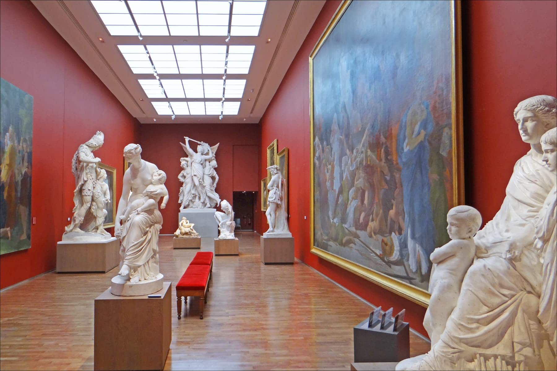 salle des sculptures et des grands formats du musée des beaux arts d'Angers