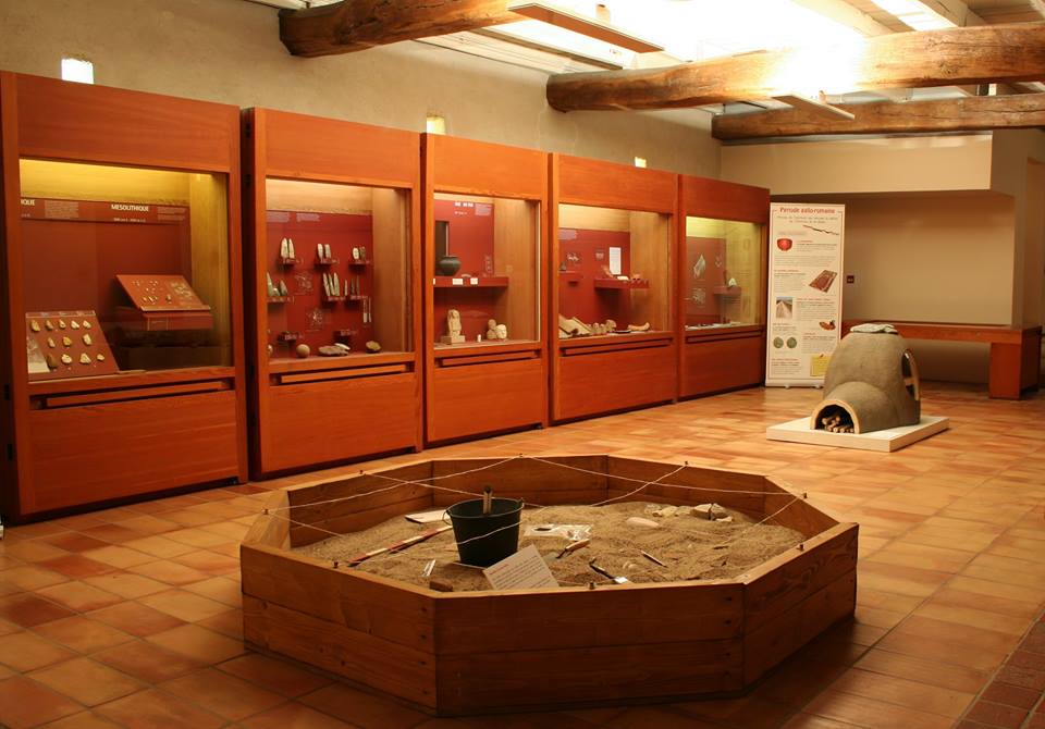 galerie_archeologie musée du théâtre forain artenay