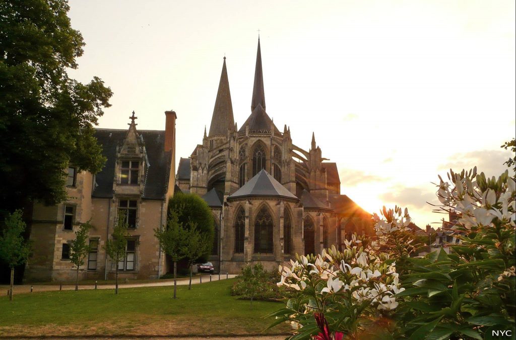 Abbaye Trinité Vendome coucher de soleil - (c) Cyril NOURRY