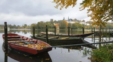 Barques_lac_Val_Joyeux_Chateau-la-Valliere-Myrabella(cc)