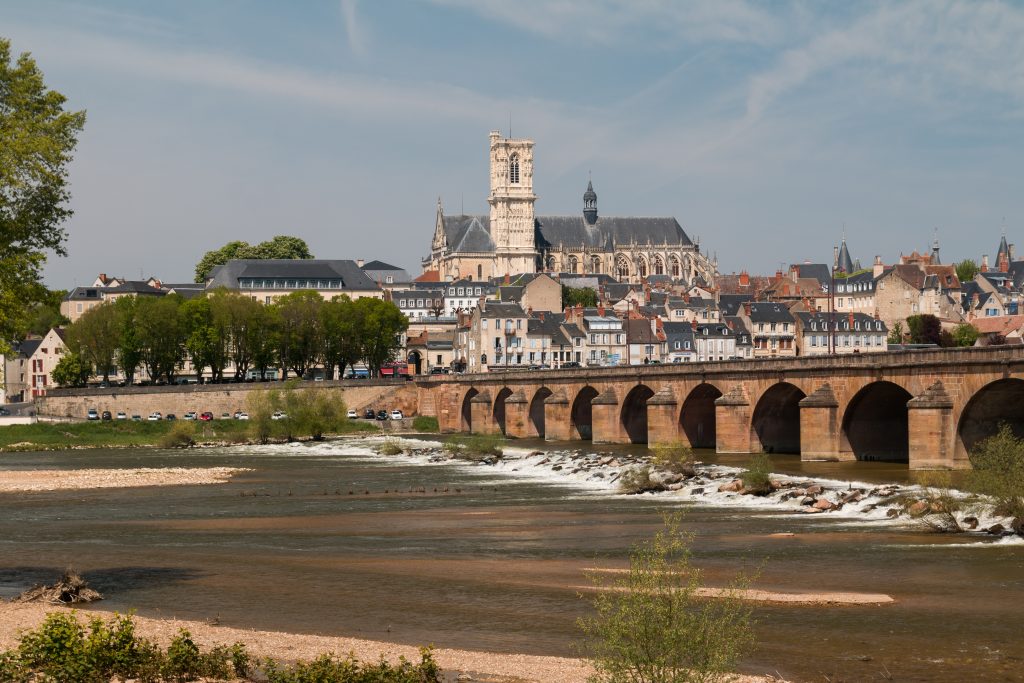 Nevers-Pont-sur-la-Loire-courir-a-nevers-Daniel VILLAFRUELA-(cc)