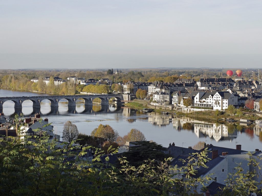 pont cessart Saumur - Daniel Jolivet - cc modif - My Loire Valley
