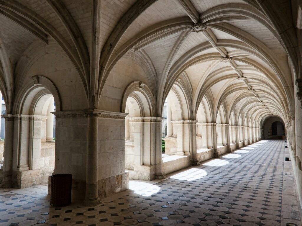 Cloître du grand moûtier, de l'abbaye de Fontevraud par Jean-Christophe Benoist