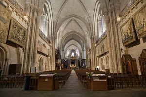 Intérieur de la cathédrale Saint-Maurice d'Angers par PMRMaeyaert