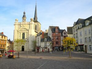 Eglise Saint-Pierre de Saumur