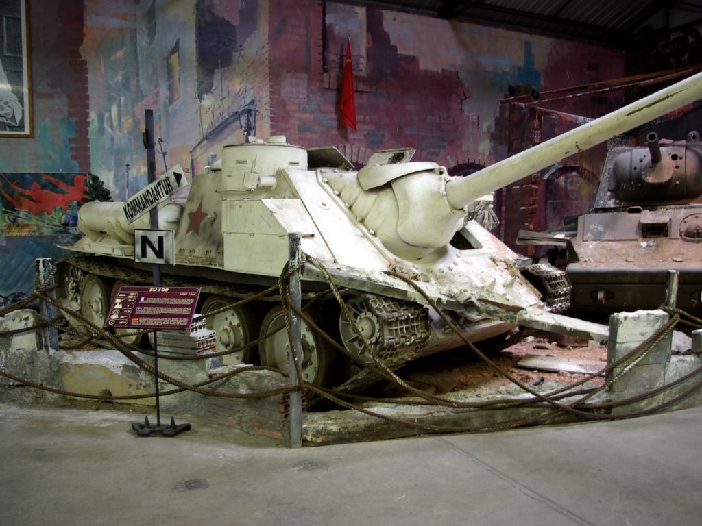 Musée des blindés de Saumur, SU-100 par Duch.seb
