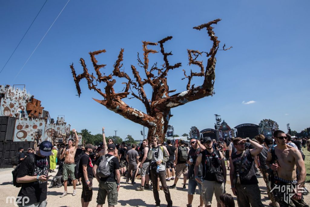clisson-arbre-hellfest-metal-festival©mzagerp