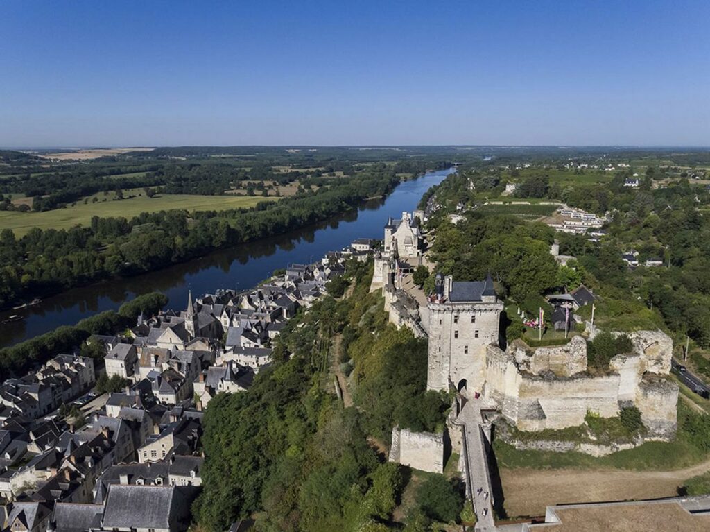 Forteresse de Chinon vue du ciel