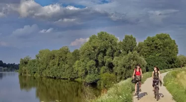 Île Charlemagne, Loire à vélo (©) C.Mouton - CRT Centre Val de Loire