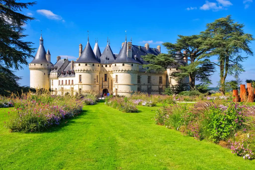 Chaumont sur Loire vu des jardins en mongolfière