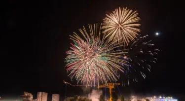 feu-artifice-nantes-2016-eric-lf-flickr-commons