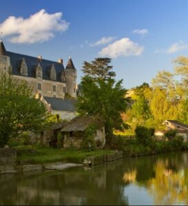 montresor-balcon-indrois-chateau-DSC_7335 1