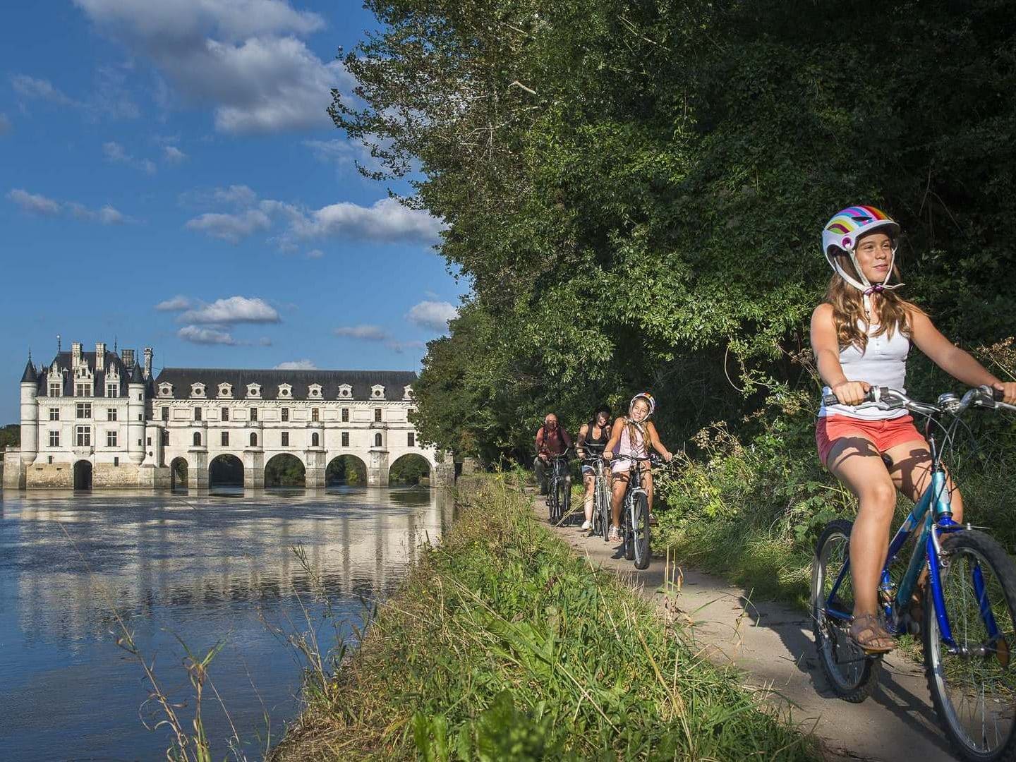 Top 10 des sites immanquables sur le parcours de la Loire à Vélo | Val ...