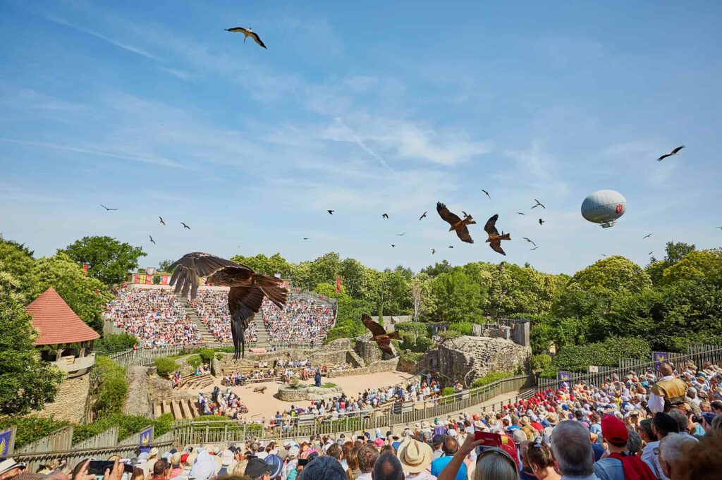 Grand-Spectacles-Puy-du-Fou-Le-Bal-des-Oiseaux-Fantomes