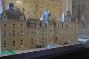 Chateau de Cheverny - maquette lego