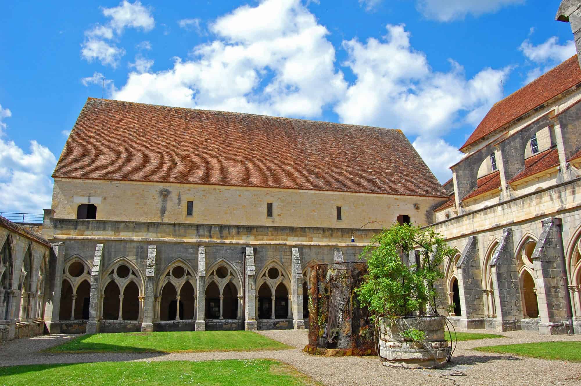 L'intérieur de l'abbaye de Noirlac